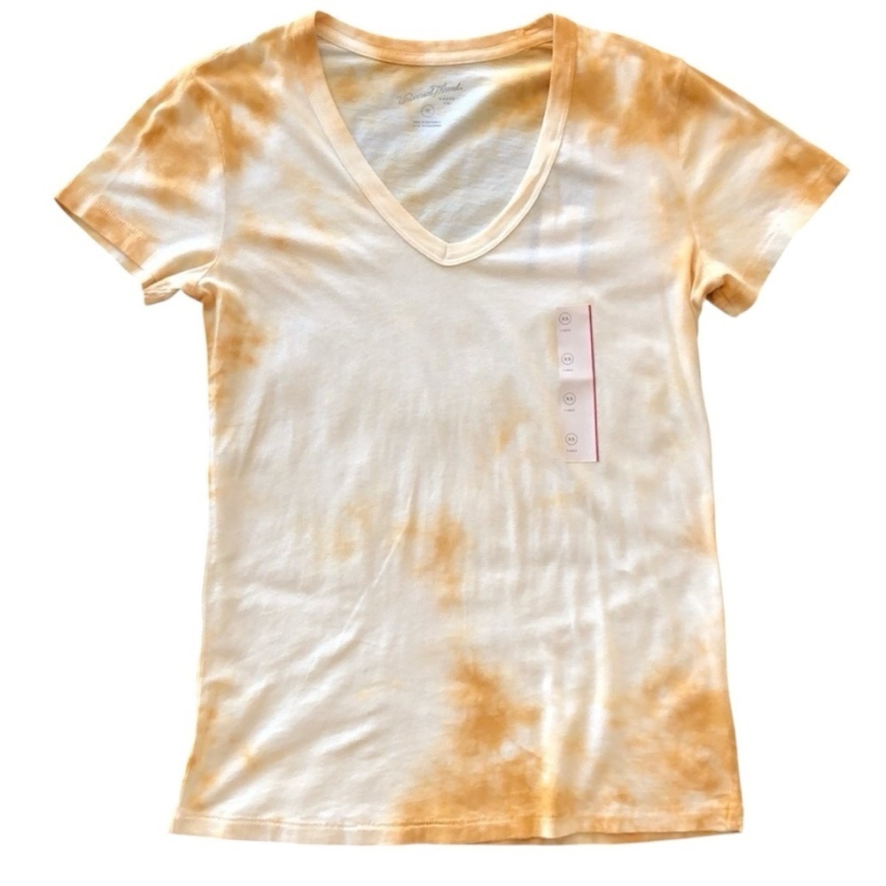 Universal Thread V-Neck